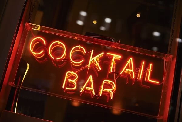 Cocktail bar neon