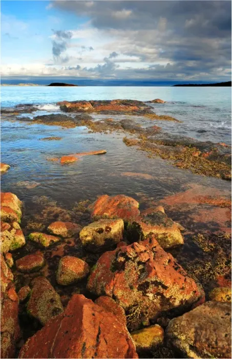 Framed Print : Coles Bay, Freycinet Pensinsular, east coastline of Tasmania