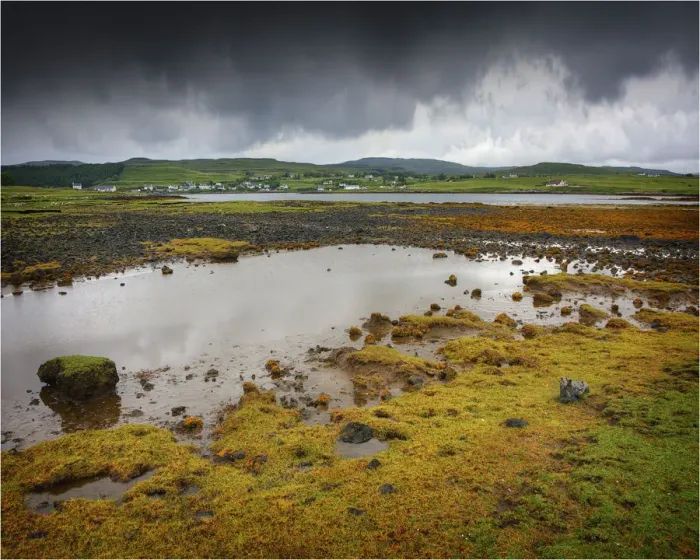 Framed Print : Colours at low tide, Isle of Skye, Inner Hebrides, Scotland