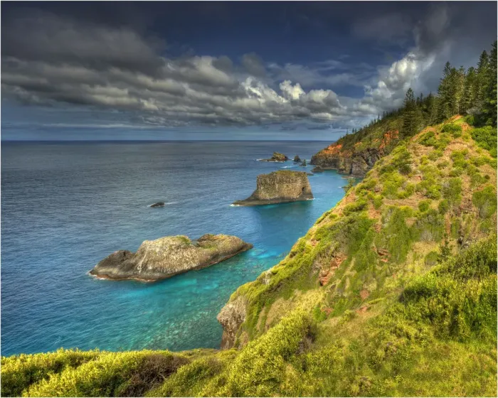 Framed Print : Cooks Memorial Lookout Framed Print : Cooks Memorial Lookout
