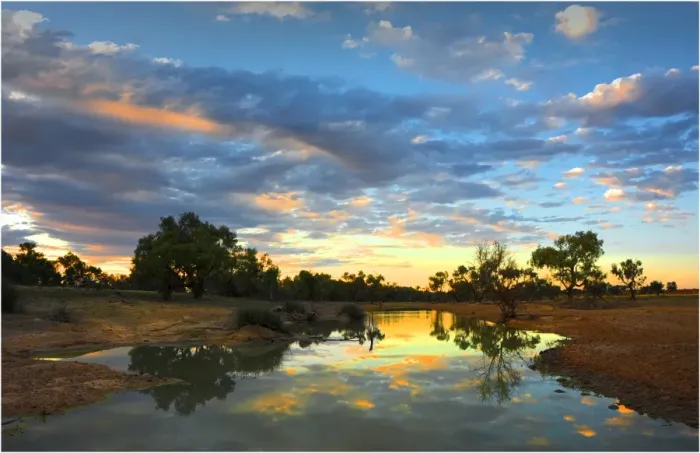 Framed Print : The Cooper Creek in flood during the winter months, in the remote outback near Innamincka, South Australia