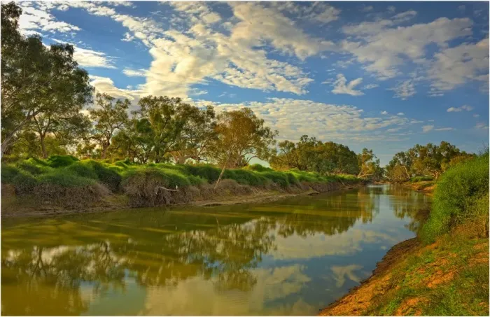 Framed Print : The Cooper Creek in flood during the winter months, in the remote outback near Innamincka, South Australia