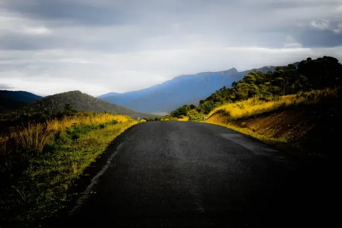 Framed Print : Country road Framed Print : Country road