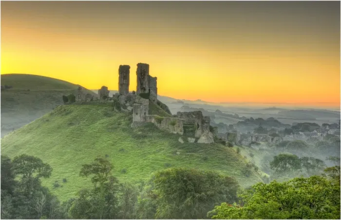 Framed Print : A countryside view near Corfe Castle, Isle of Purbeck, Dorset, England