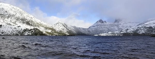 Cradle mountain in winter