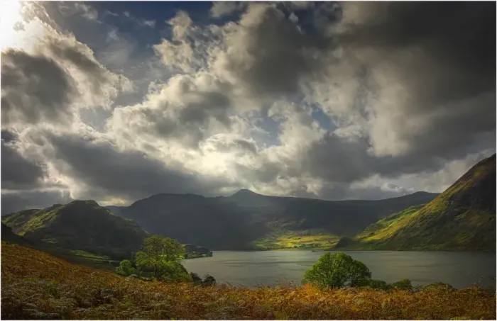 Framed Print : Crummock water, Lakes District, Cumbria, England Framed Print : Crummock water, Lakes District, Cumbria, England