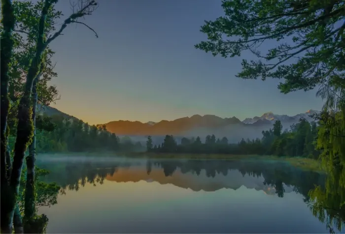 Framed Print : Dawn at lake Matheson, south island, New Zealand Framed Print : Dawn at lake Matheson, south island, New Zealand