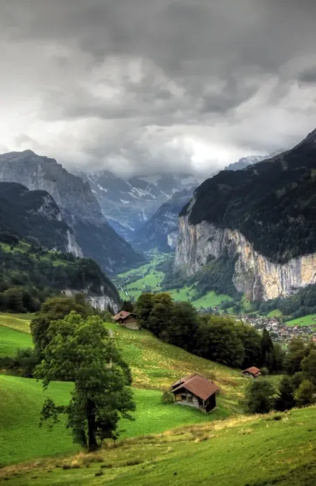 Framed Print : Deep green Lauterbrunnen valley from Wengen