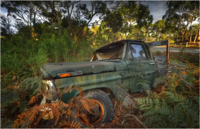 Framed Print : Derelict old Ford Pick-up lying on the roadside on King Island, Bass Strait, Tasmania, Australia