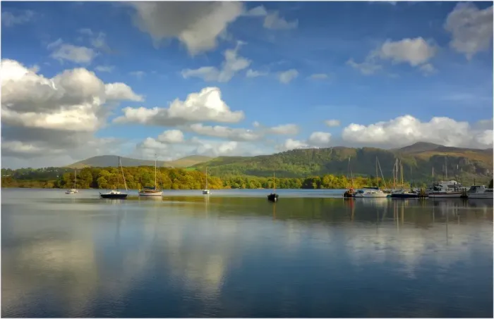 Framed Print : Derwent Water, Lakes district, Cumbria, England Framed Print : Derwent Water, Lakes district, Cumbria, England