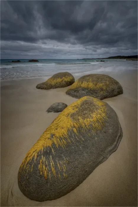 Framed Print : Disappointment Bay on the northern end of King Island, bass Strait, Tasmania