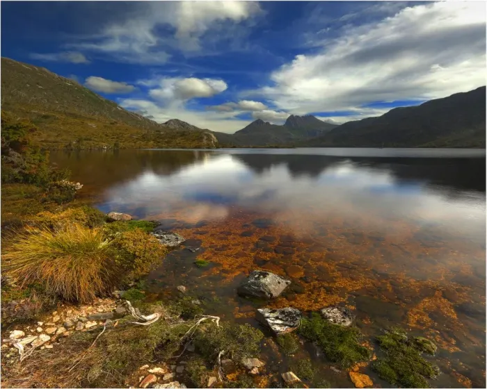 Framed Print : Dove lake, Cradle Mountain National Park, central Tasmanian highlands