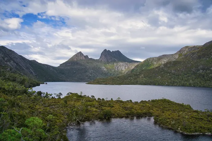 Framed Print : Dove Lake at Cradle Mountain, Tasmania