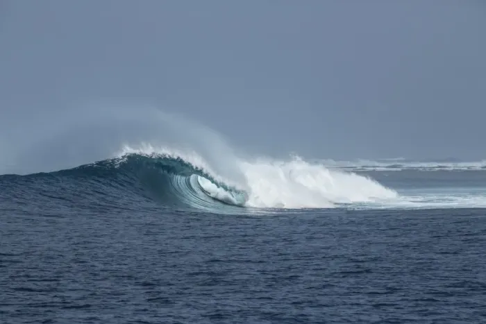 Framed Print : Dreamy wave