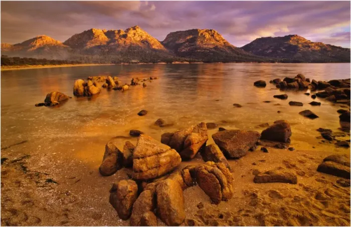 Framed Print : Dusk in Coles bay on the Freycinet Peninsular, East coast of Tasmania Framed Print : Dusk in Coles bay on the Freycinet Peninsular, East coast of Tasmania
