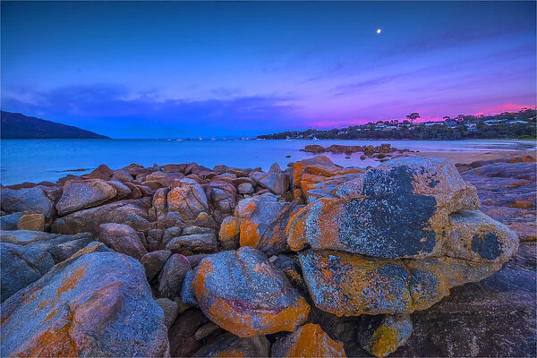 Early morning light in Coles Bay, Freycinet National Park, east coastline of Tasmania
