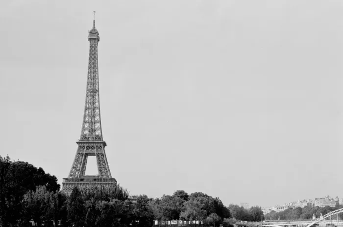 Framed Print : Eiffel Tower Paris Framed Print : Eiffel Tower Paris