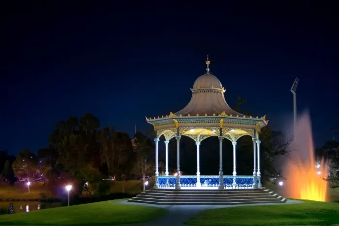 Framed Print : Elder Park Rotunda, River Torrens, Adelaide, South Australia