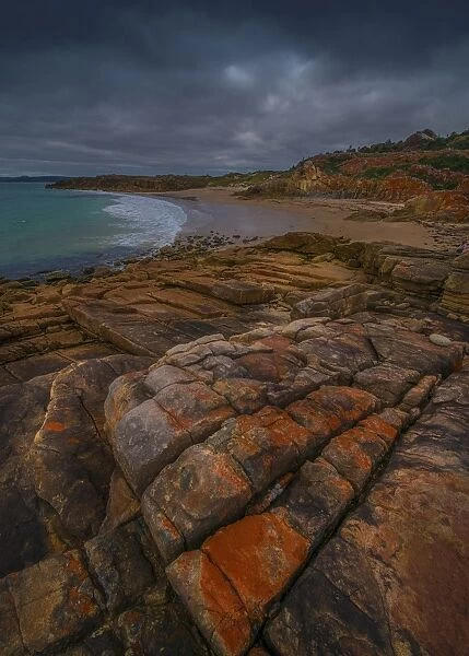Emita beach rock formations