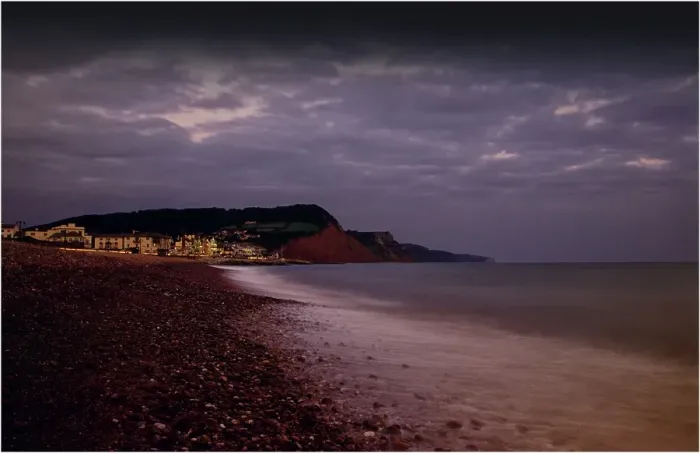 Framed Print : Evening light on the Jurassic coastline, Dorset, England