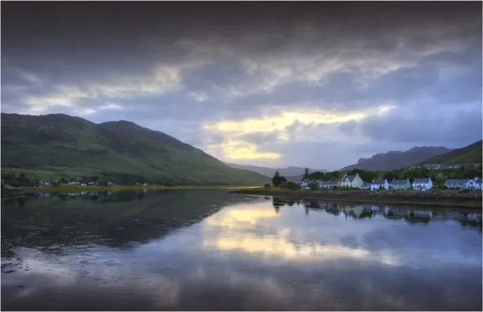 Framed Print : First light of dawn at Dornie, Eileen Donan, highlands of Scotland Framed Print : First light of dawn at Dornie, Eileen Donan, highlands of Scotland