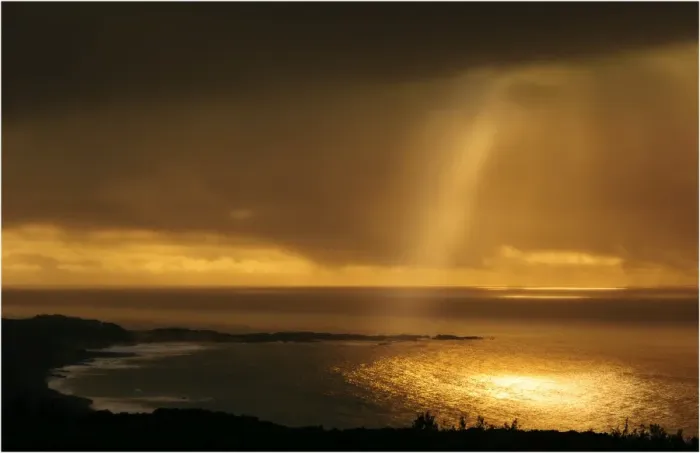 Framed Print : First light of dawn at Grassy bay, King Island, Bass Strait, Tasmania, Australia