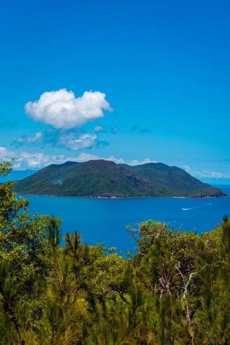 Framed Print : Fitzroy Island National Park, Australia Framed Print : Fitzroy Island National Park, Australia