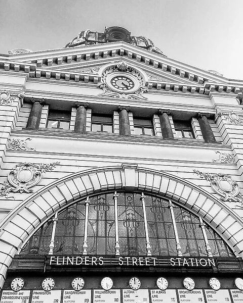Flinders street station, melbourne