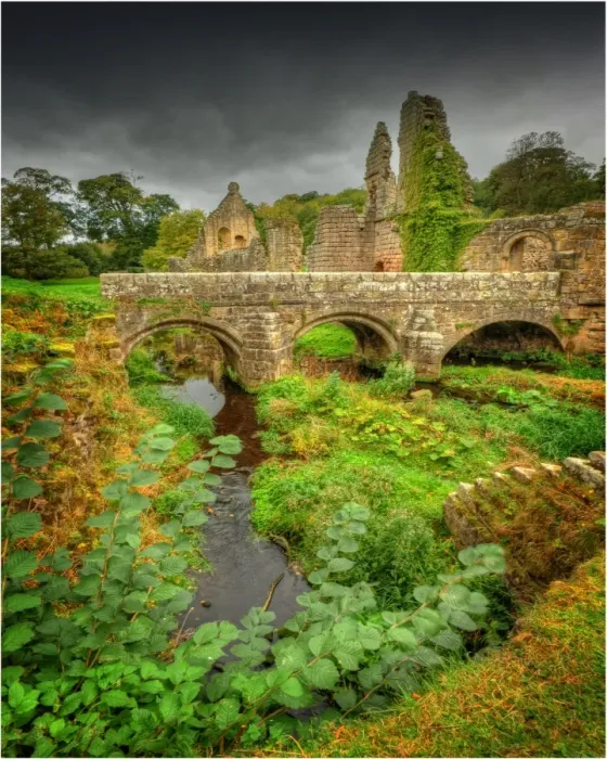 Framed Print : Fountains Abbey, Yorkshire, England Framed Print : Fountains Abbey, Yorkshire, England