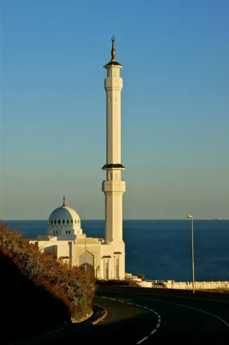 Framed Print : Gibraltar Europa point Brahim-al-Ibrahim Mosque
