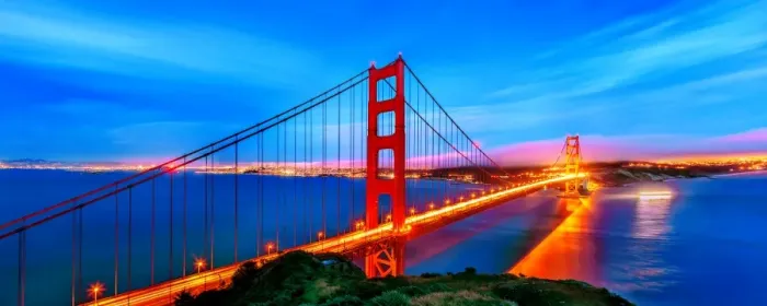 Framed Print : Golden Gate Bridge at dusk