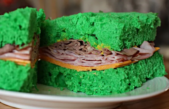Framed Print : Green Sandwich
