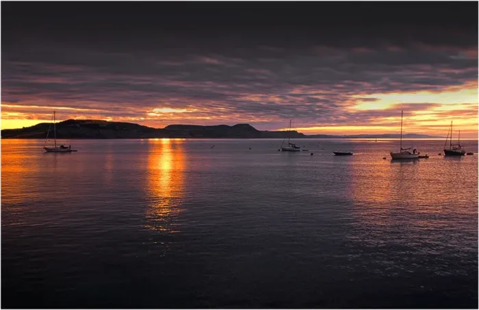 Framed Print : The harbour of Lyme Regis, Jurassic coastline of Dorset, England, United Kingdom Framed Print : The harbour of Lyme Regis, Jurassic coastline of Dorset, England, United Kingdom