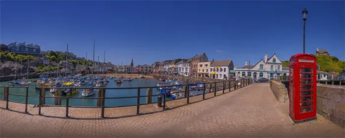 Framed Print : Ilfracombe Wharf and Phone booth Framed Print : Ilfracombe Wharf and Phone booth