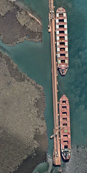 Iron ore facility with ships