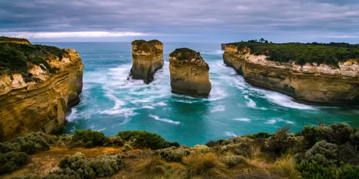 Framed Print : Island Archway at Great Ocean Road after been collapse