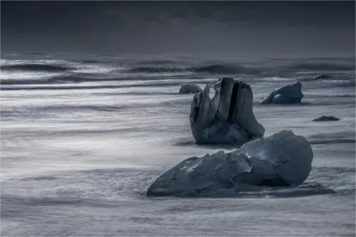 Framed Print : Jokulsarlon Beach