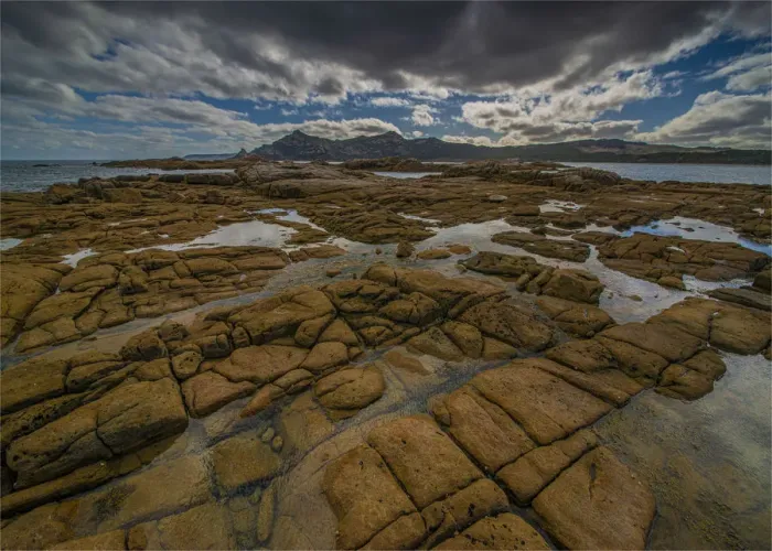 Framed Print : Killiecrankie bay, west coastline of Flinders Island, Bass Strait, Tasmania