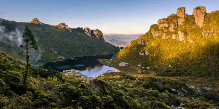 Framed Print : Lake Cygnus in Western Arthurs, Southwest Tasmania Framed Print : Lake Cygnus in Western Arthurs, Southwest Tasmania