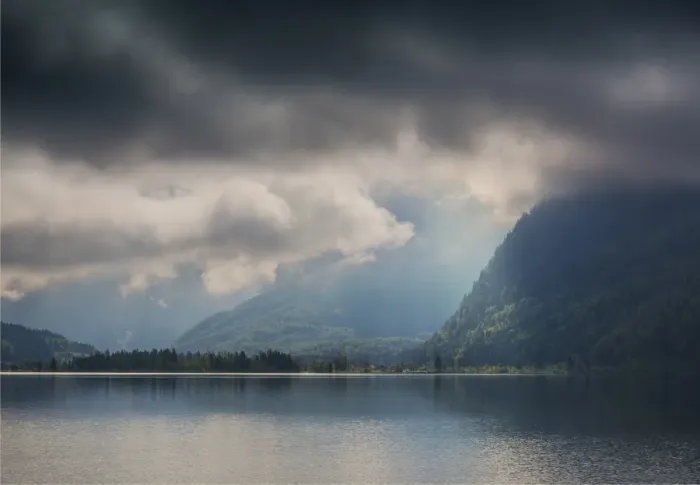 Framed Print : Lake Hallstatt, in the mountainous region of Salzkammergut, Austria Framed Print : Lake Hallstatt, in the mountainous region of Salzkammergut, Austria