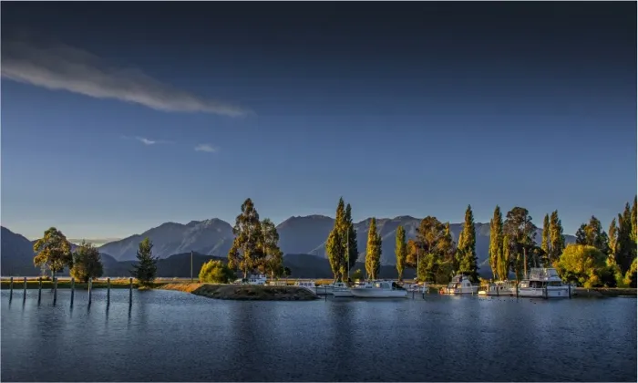Framed Print : Lake Te-Anau, south island, New Zealand Framed Print : Lake Te-Anau, south island, New Zealand