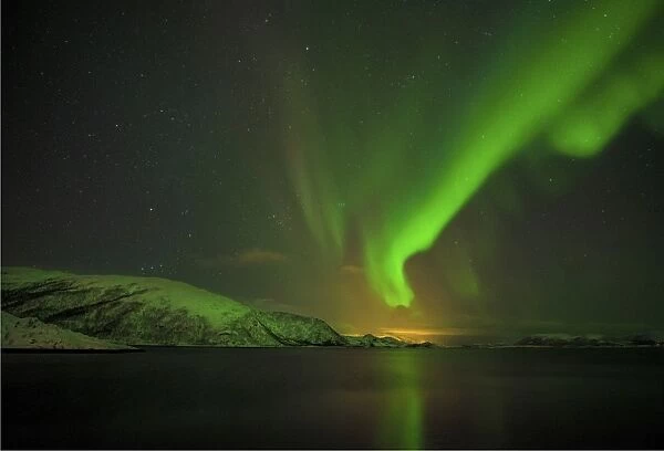 Lauklinnes in winter and the Aurora Borealis, arctic circle of Norway