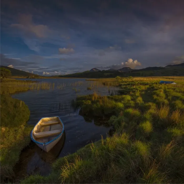 Framed Print : Llyn Cwellyn in the Snowdonia National Park, northern Wales, United Kingdom