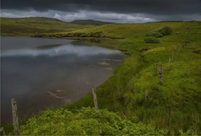 Framed Print : Loch Leathan, Isle of Skye, Scotland, the United Kingdom Framed Print : Loch Leathan, Isle of Skye, Scotland, the United Kingdom