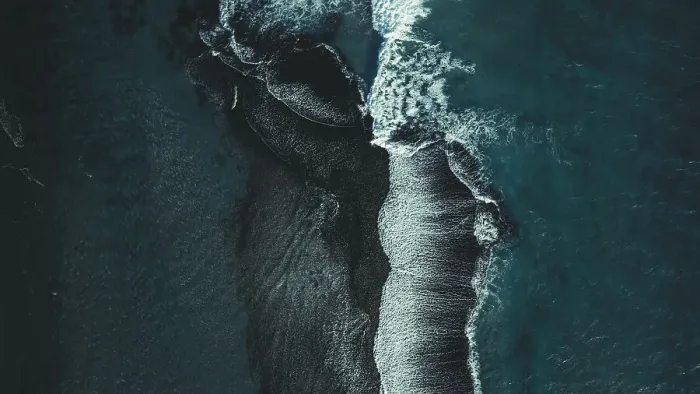 Framed Print : Looking down on crashing ocean waves, Esperance, Australia