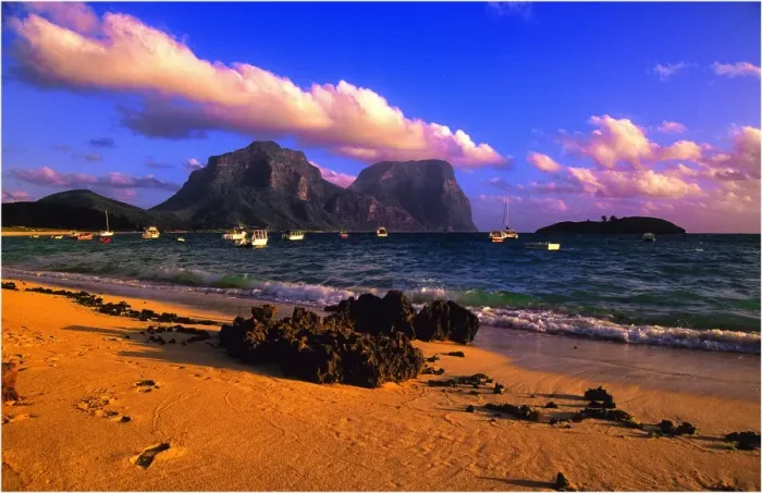 Framed Print : Lord Howe Island, majestic and scenically wonderful, is part of New South Wales, Australia