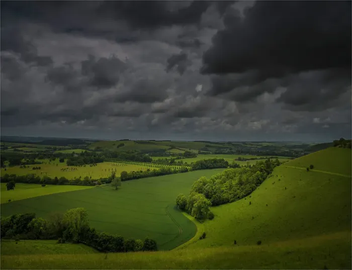 Framed Print : The lovely rolling hills and magnificent countryside of the Cranborne Chase, Dorset, England, United Kingdom Framed Print : The lovely rolling hills and magnificent countryside of the Cranborne Chase, Dorset, England, United Kingdom