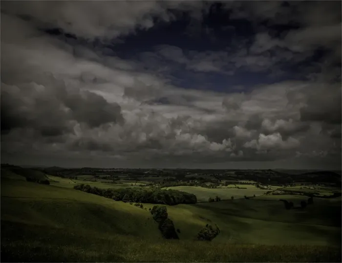 Framed Print : The lovely rolling hills and magnificent countryside of the Cranborne Chase, Dorset, England, United Kingdom
