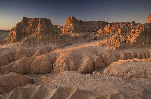 The lunettes of the Walls of China at sunset, Mungo National Park, Australia