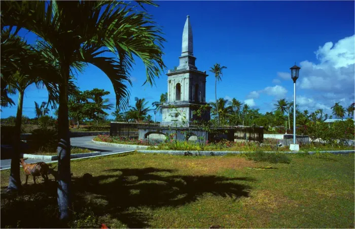 Framed Print : Magellans Monument, Cebu Island, Philippines, south east Asia Framed Print : Magellans Monument, Cebu Island, Philippines, south east Asia